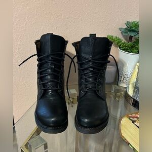 Frye Black Leather Combat & Moto Boots Size 8.5